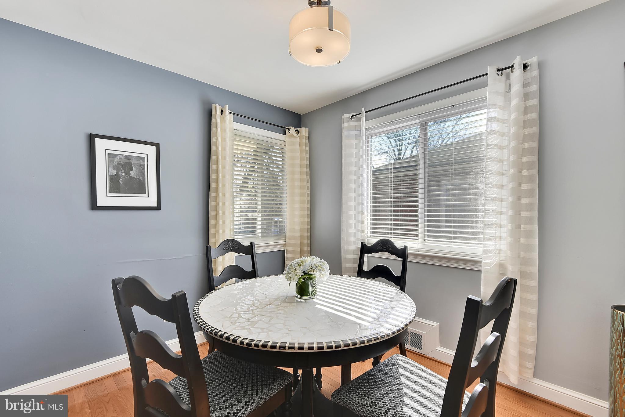 9914 Markham Street Silver Spring, MD 20901 - Photo 6 of 27 Dining Room