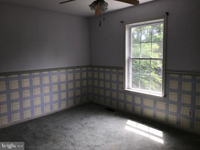 946 South Spring Road Vineland, NJ 08361 - Photo 19 of 19 3rd Bedroom