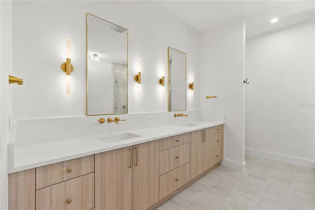 $1,795,000 | 921 12th Street North, St. Petersburg, FL 33705