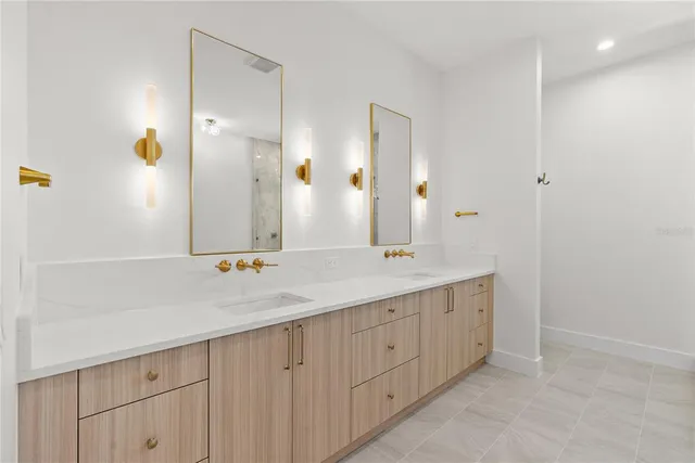 $1,795,000 | 921 12th Street North, St. Petersburg, FL 33705