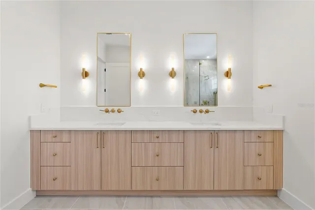 $1,795,000 | 921 12th Street North, St. Petersburg, FL 33705