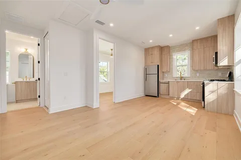 $1,795,000 | 921 12th Street North, St. Petersburg, FL 33705