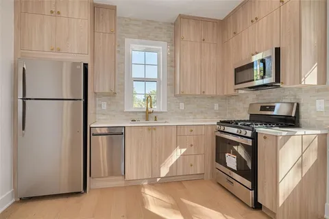 $1,795,000 | 921 12th Street North, St. Petersburg, FL 33705