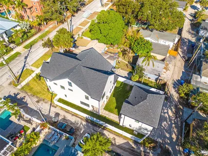 $1,795,000 | 921 12th Street North, St. Petersburg, FL 33705