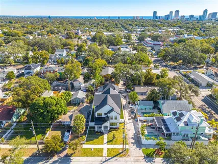 $1,795,000 | 921 12th Street North, St. Petersburg, FL 33705