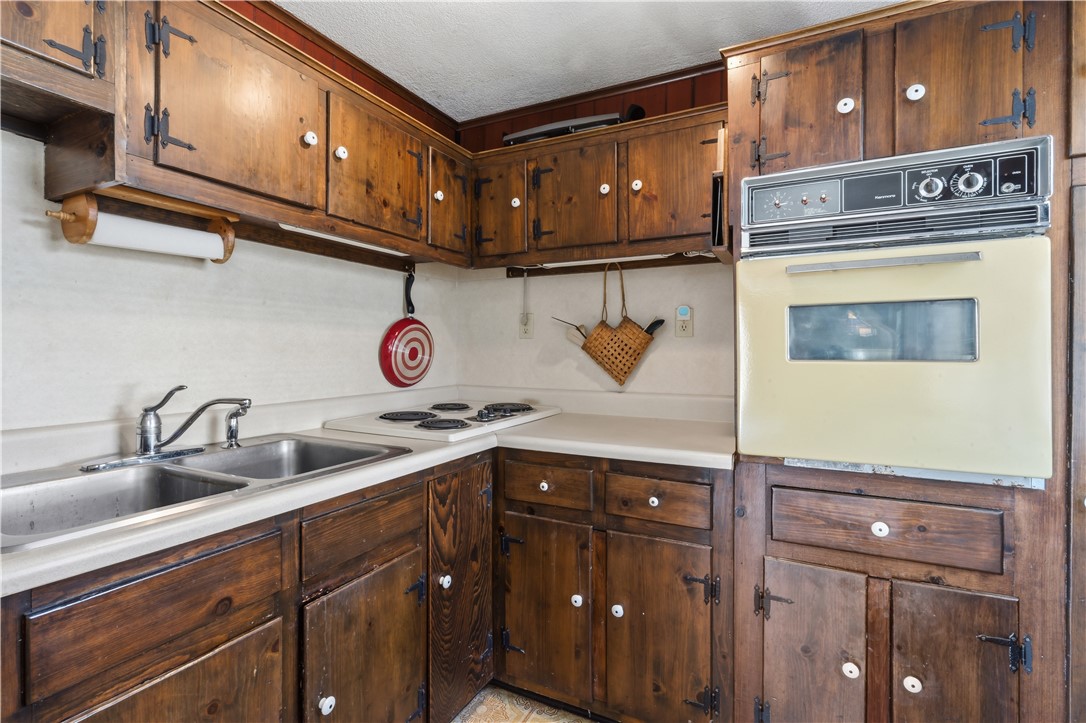 25 Westside Road South Kingstown, RI 02879 - Photo 10 of 40