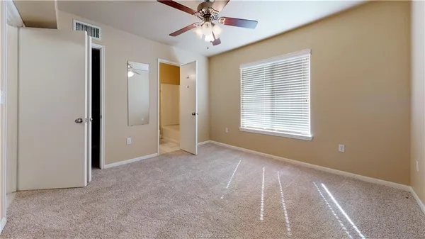 $1,800 | 515 Southwest Parkway, Unit 201, College Station, TX 77840