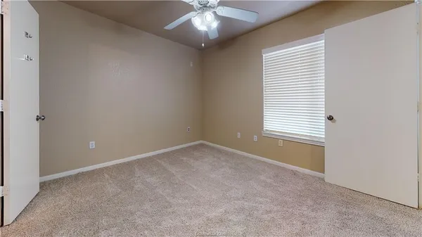 $1,800 | 515 Southwest Parkway, Unit 201, College Station, TX 77840