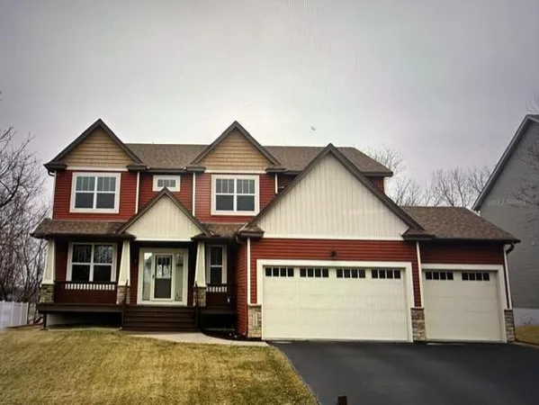 $549,900 | 7117 Oakridge Trail, Shakopee, MN 55379