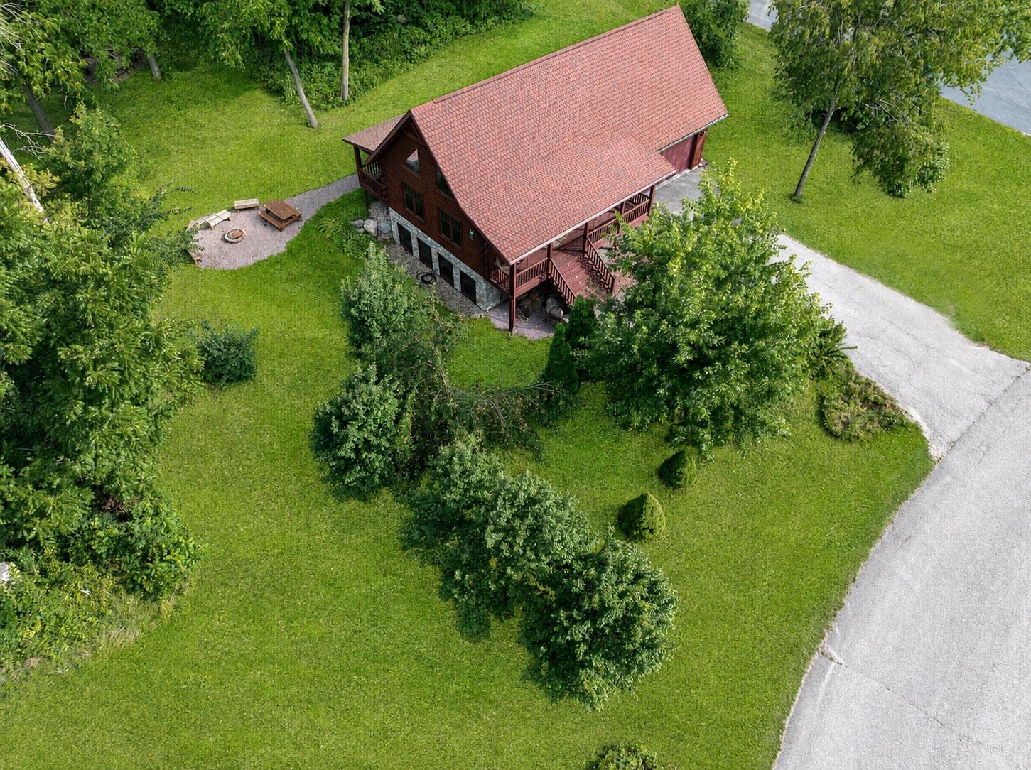 S5730 Coleman Road Baraboo, WI 53913 - Photo 3 of 25 Gallery Image 3