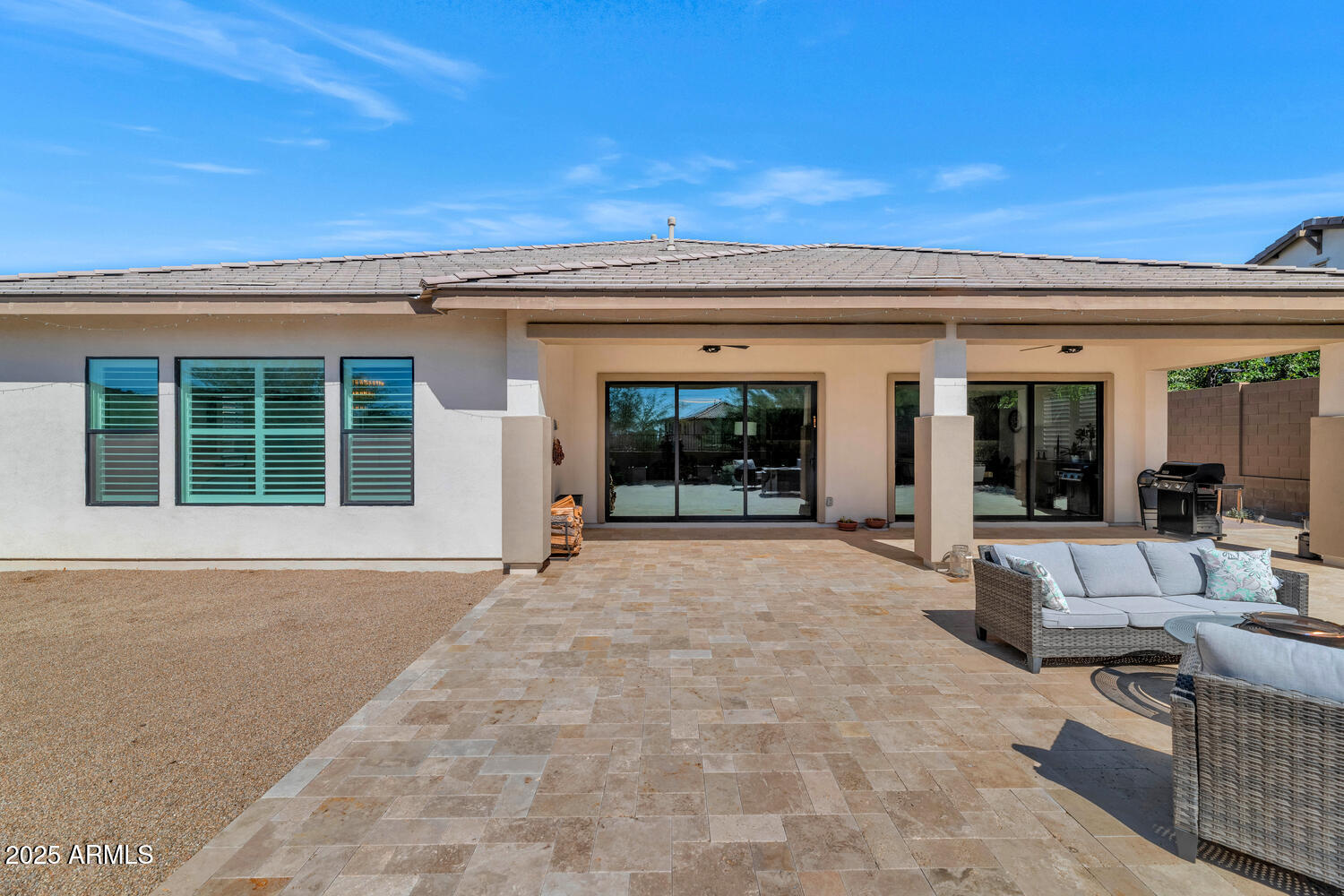 2041 East Fallen Leaf Lane Phoenix, AZ 85024 - Photo 25 of 31 a living room with a large window and furniture