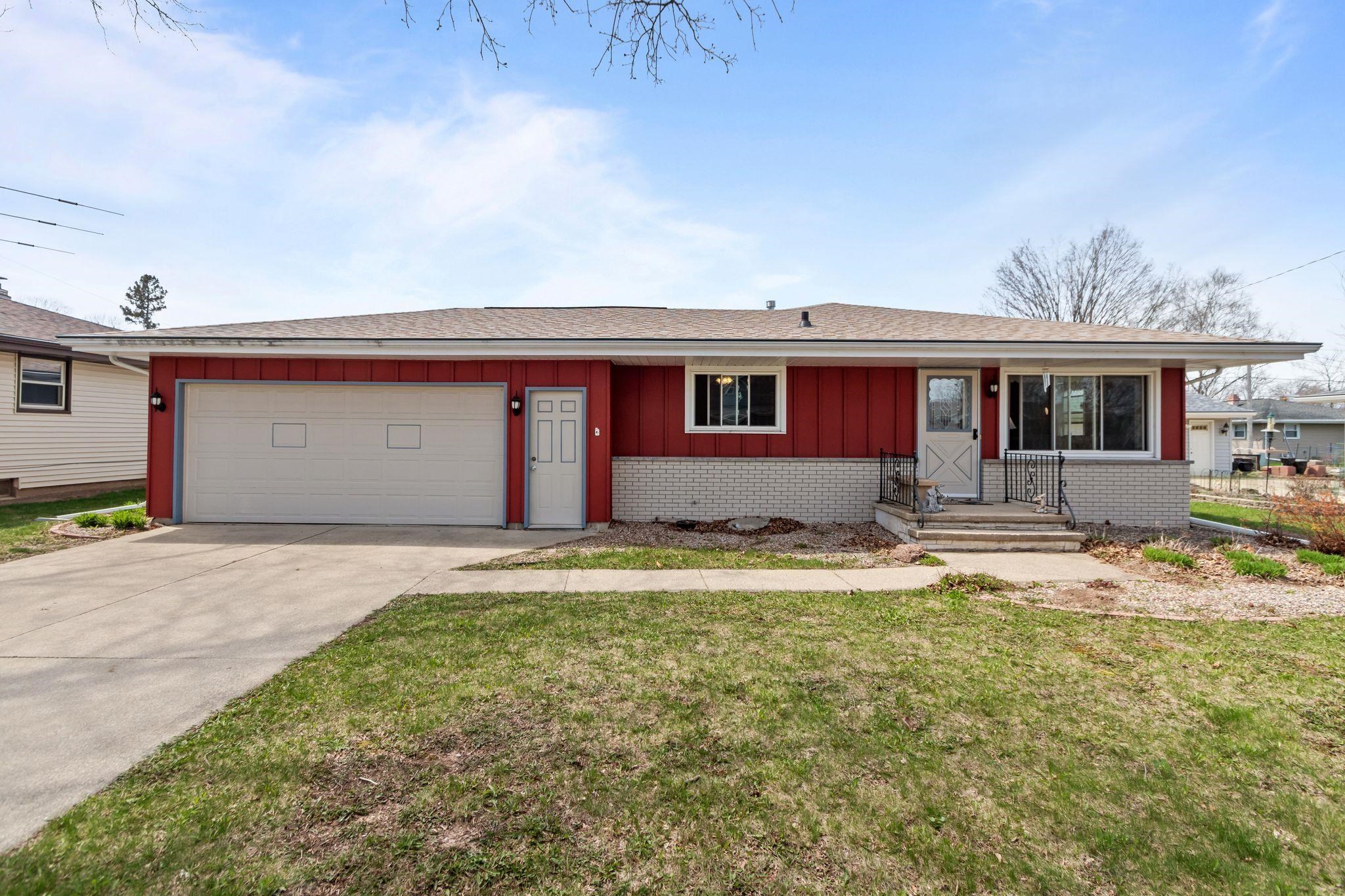 417 South Matthias Street Appleton, WI 54915 - Photo 1 of 1 Gallery Image 1