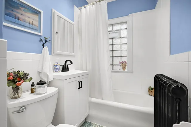 $189,900 | 3647 12th Avenue South, Unit 204, Minneapolis, MN 55407