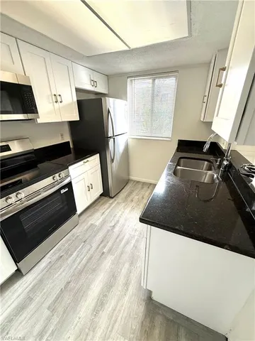 $1,500 | 12666 Kenwood Lane, Unit B, Fort Myers, FL 33907