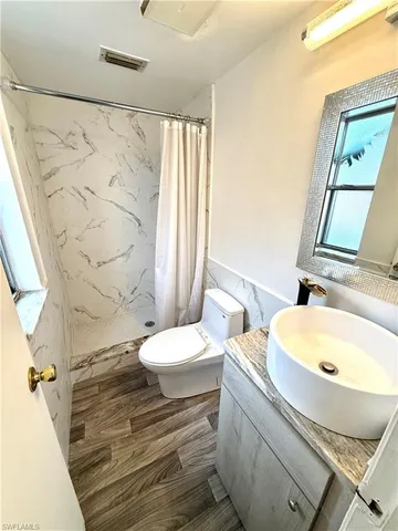 $1,500 | 12666 Kenwood Lane, Unit B, Fort Myers, FL 33907