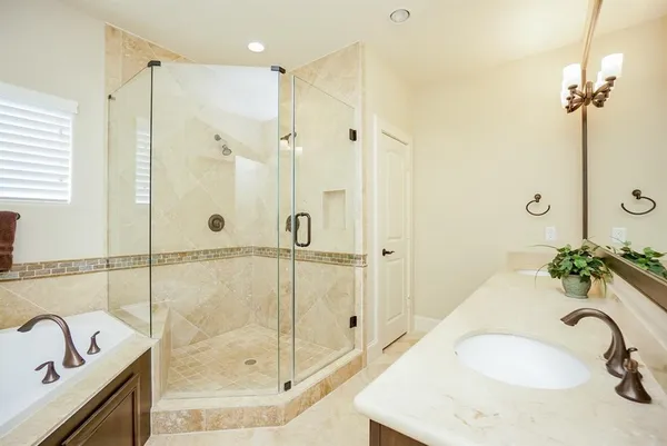 $3,750 | 1108 Peveto Street, Unit C, Houston, TX 77019