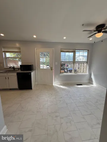 $3,250 | 4003 Blakney Lane Southeast, Washington, DC 20032