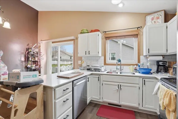 $334,900 | 620 Constitution Lane, DeForest, WI 53532