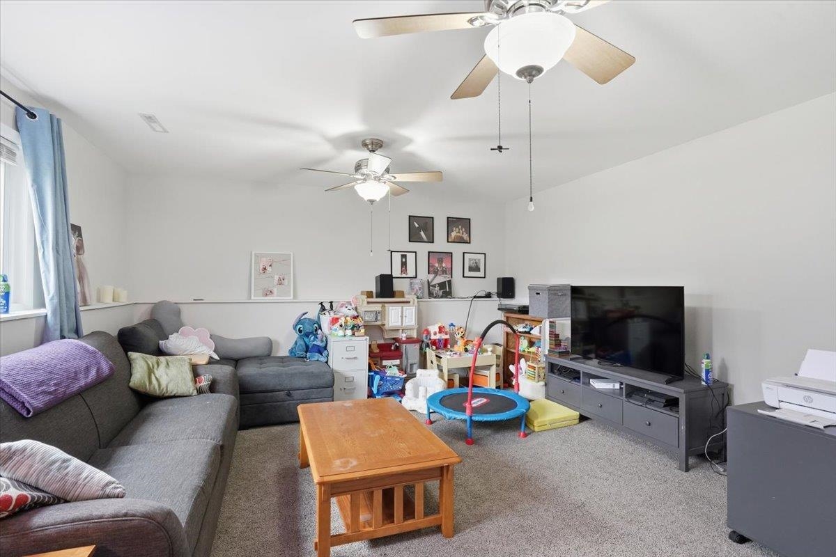 620 Constitution Lane DeForest, WI 53532 - Photo 24 of 45