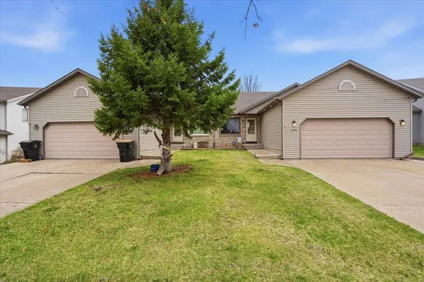 $334,900 | 620 Constitution Lane, DeForest, WI 53532