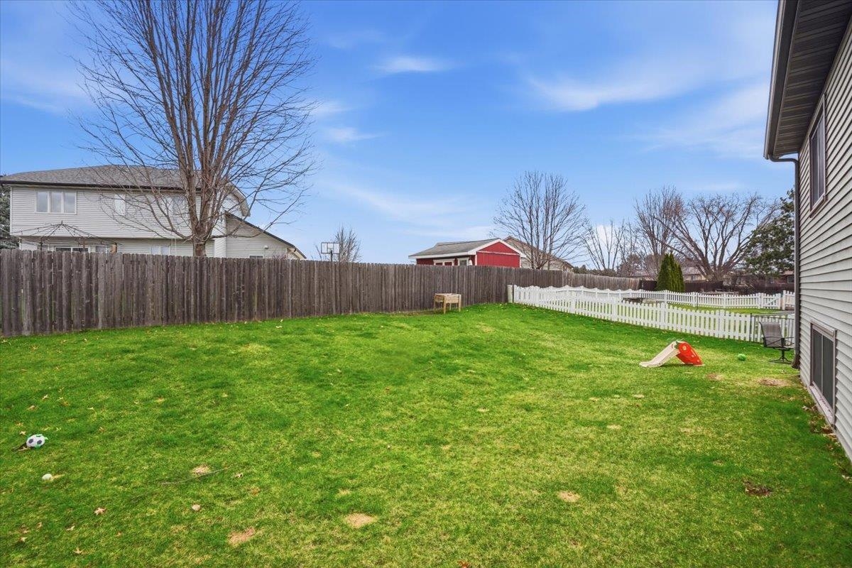 620 Constitution Lane DeForest, WI 53532 - Photo 35 of 45