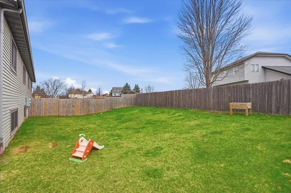 $334,900 | 620 Constitution Lane, DeForest, WI 53532