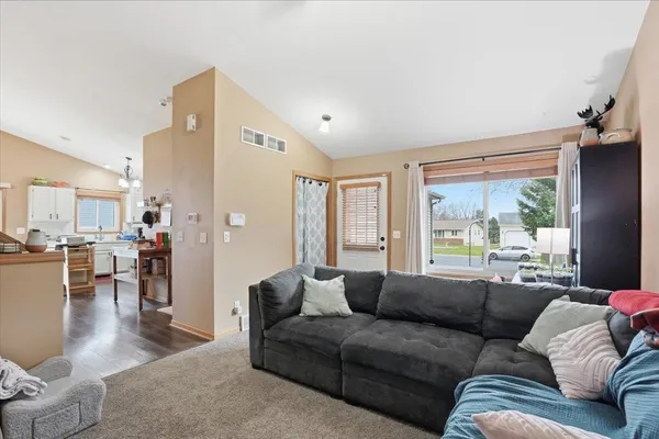 $334,900 | 620 Constitution Lane, DeForest, WI 53532