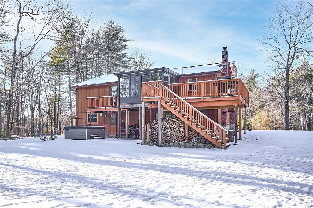 12 James Road Sterling, MA 01564 - Photo 3 of 38 Gallery Image 3