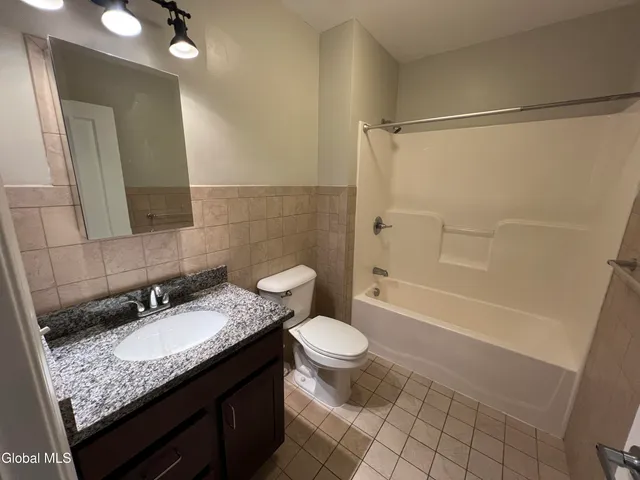 $1,600 | 733 Broadway, Unit 102, Albany, NY 12207