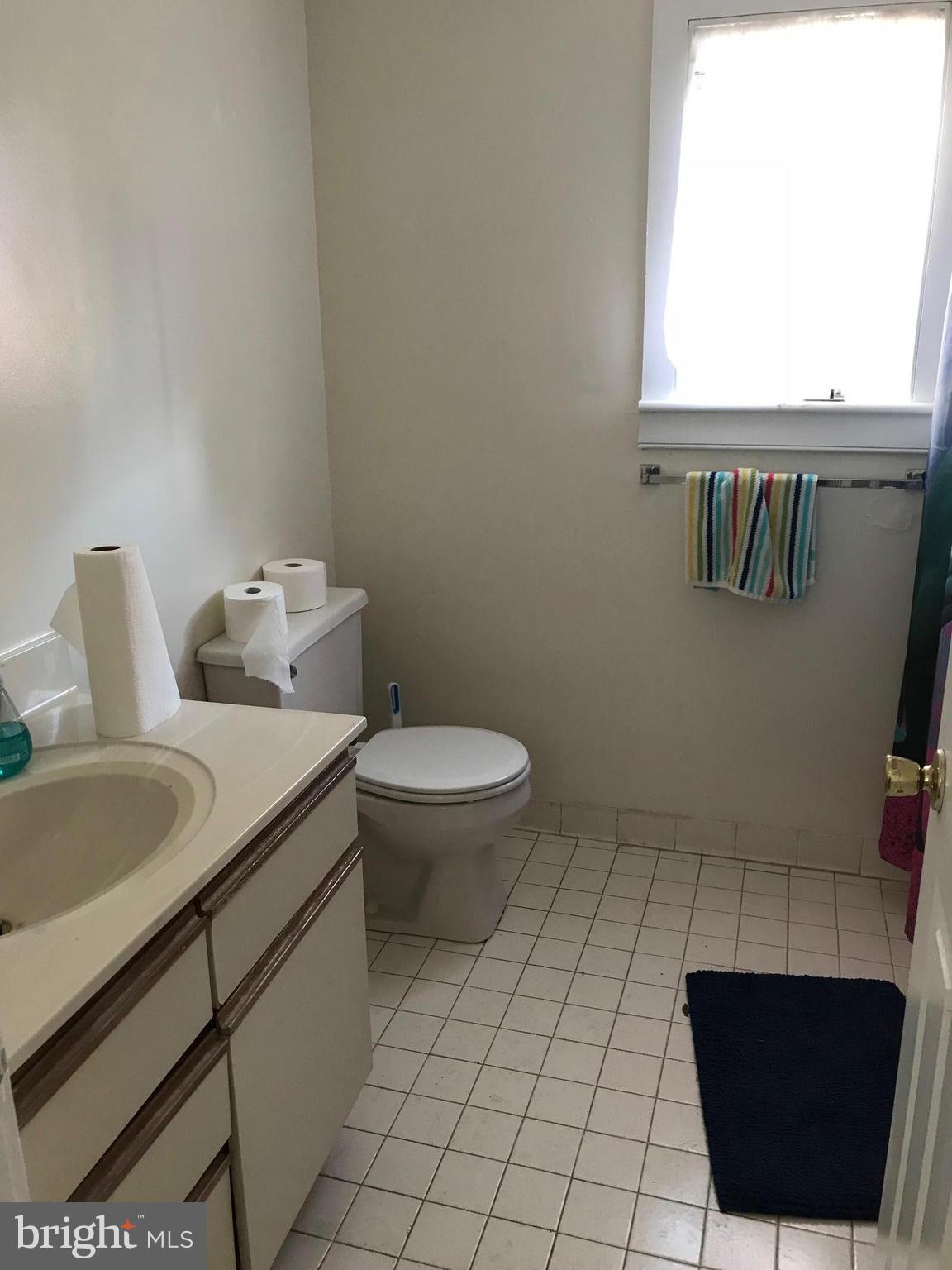 617 South Paca Street Baltimore, MD 21230 - Photo 13 of 25 Upper Level - Bath