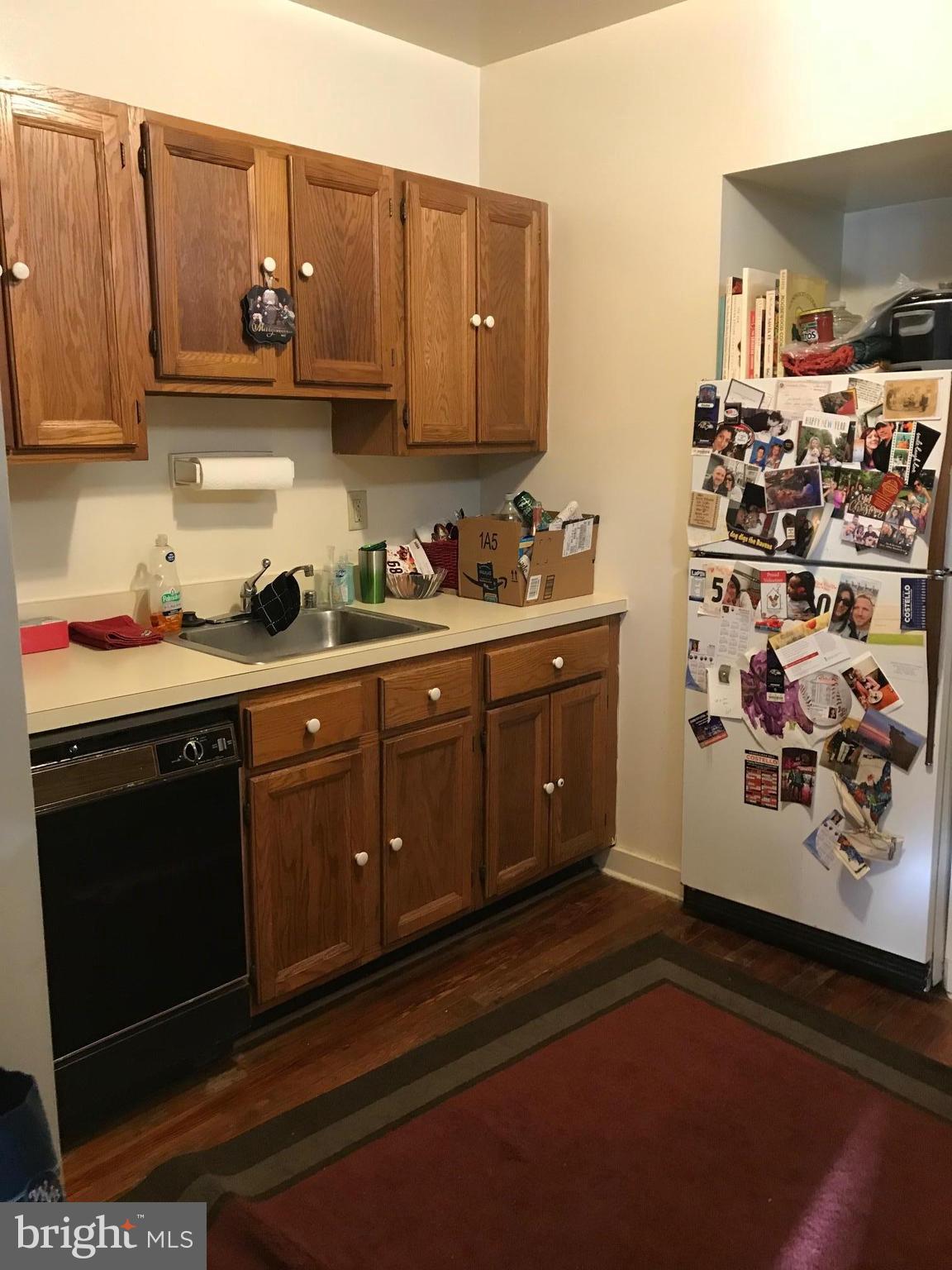 617 South Paca Street Baltimore, MD 21230 - Photo 10 of 25 Lower Unit - Kitchen