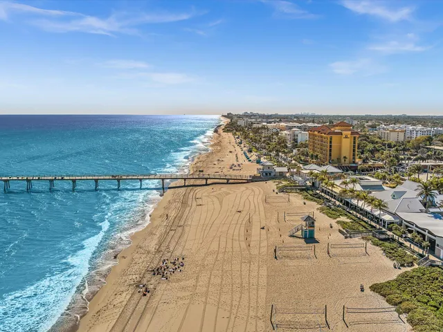 $2,800,000 | 3000 South Ocean Boulevard, Unit 1504, Boca Raton, FL 33432