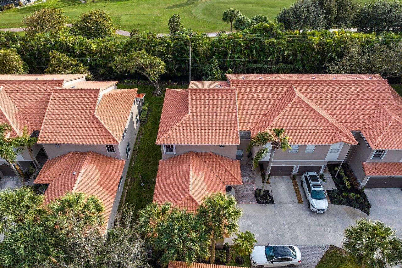 20970 Vía Azalea, Unit 1 Boca Raton, FL 33428 - Photo 32 of 60 032-20970VaAzalea-Apt1-BocaRaton-FL-3342