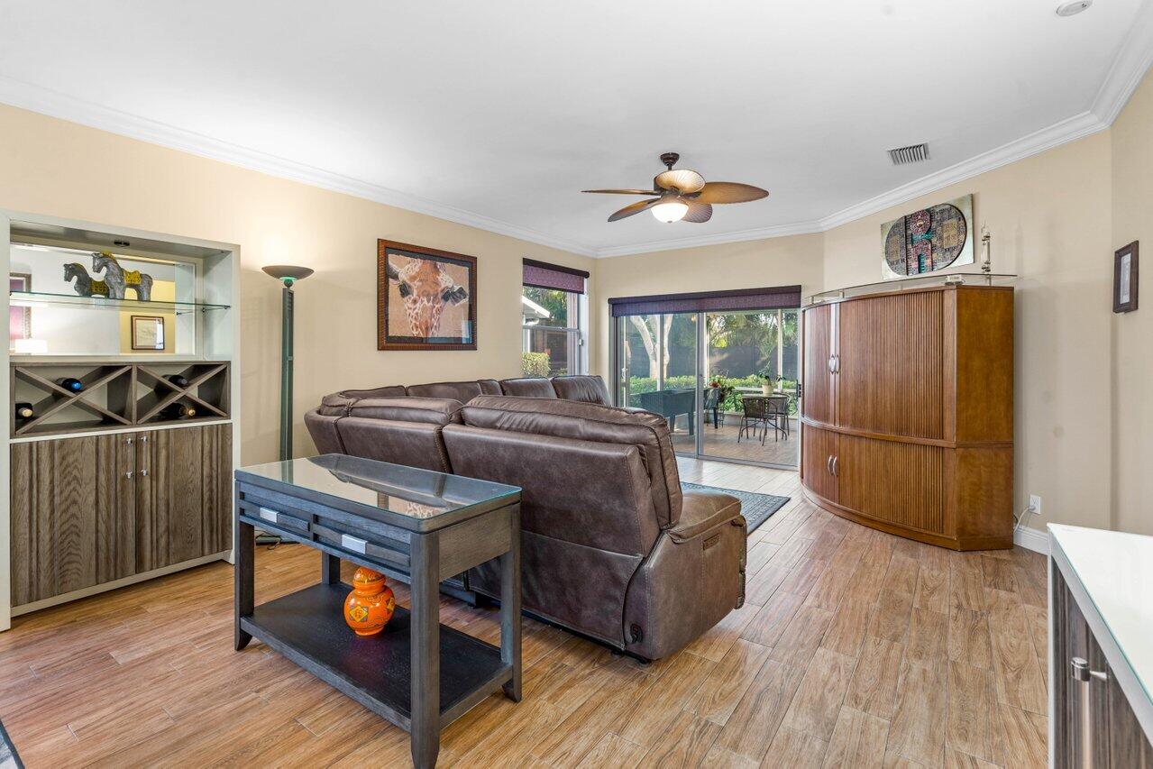 20970 Vía Azalea, Unit 1 Boca Raton, FL 33428 - Photo 10 of 60 010-20970VaAzalea-Apt1-BocaRaton-FL-3342