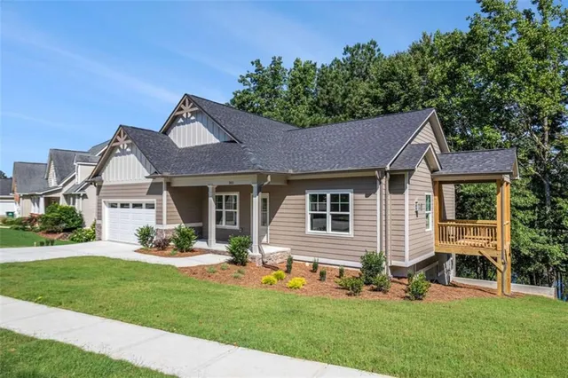 $529,900 | 301 Retreat Way, Carrollton, GA 30116