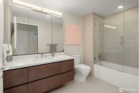 $749,000 | 121 Stewart Street, Unit 2008, Seattle, WA 98101