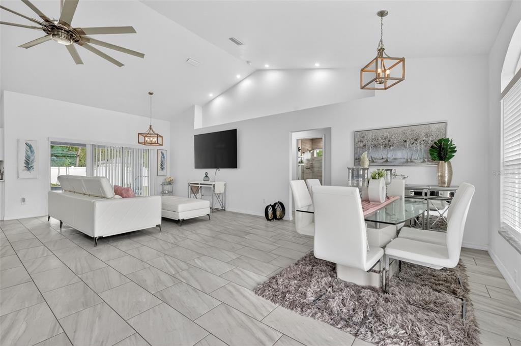 8695 Southwest 133rd Ln Road Ocala, FL 34473 - Photo 7 of 21