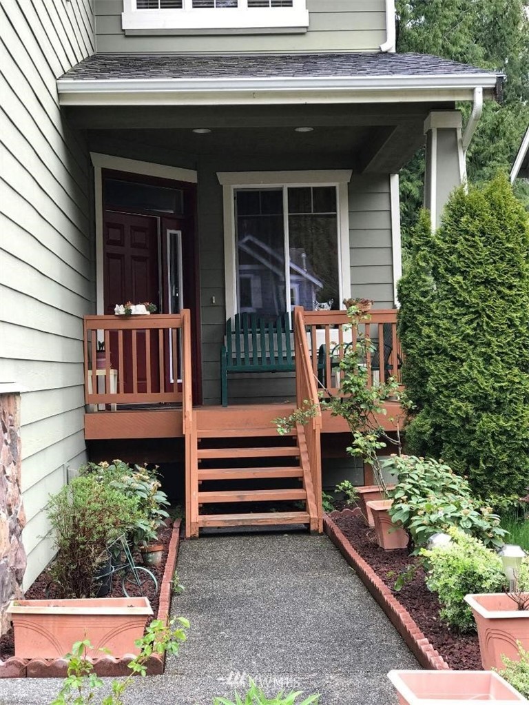 12106 Southeast 186th Street Renton, WA 98058 - Photo 2 of 10 Gallery Image 2