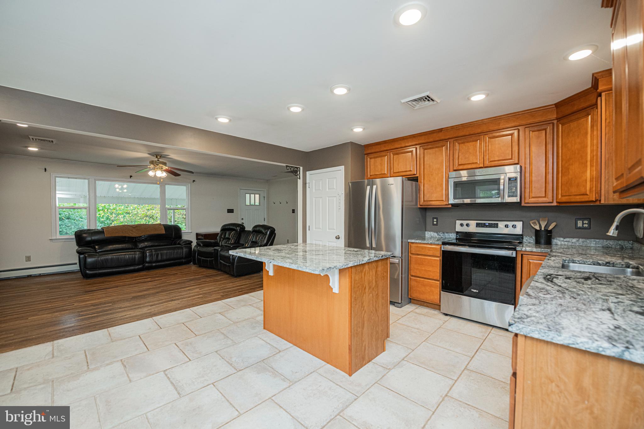 572 Rock Run Road Pottstown, PA 19465 - Photo 7 of 26 Gallery Image 7