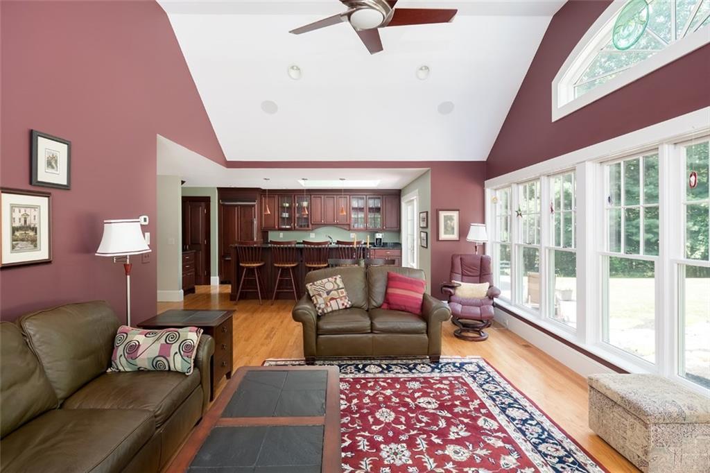 100 Seabury Road York, ME 03909 - Photo 7 of 35 Photo