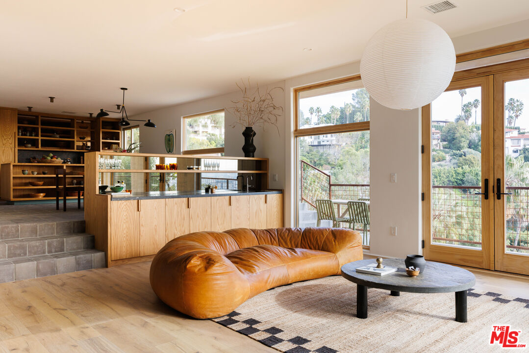 5698 Holly Oak Drive, Los Angeles, CA 90068 Compass