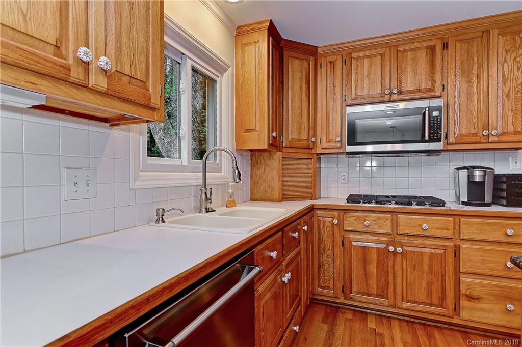 4118 Chevington Road Charlotte, NC 28226 - Photo 20 of 48 Gallery Image 20