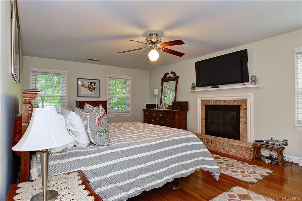 4118 Chevington Road Charlotte, NC 28226 - Photo 26 of 48 Gallery Image 26