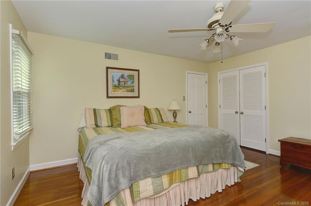 4118 Chevington Road Charlotte, NC 28226 - Photo 34 of 48 Gallery Image 34