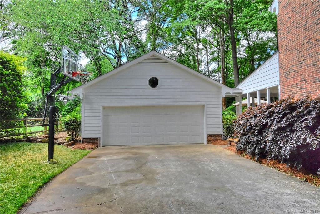 4118 Chevington Road Charlotte, NC 28226 - Photo 38 of 48 Gallery Image 38