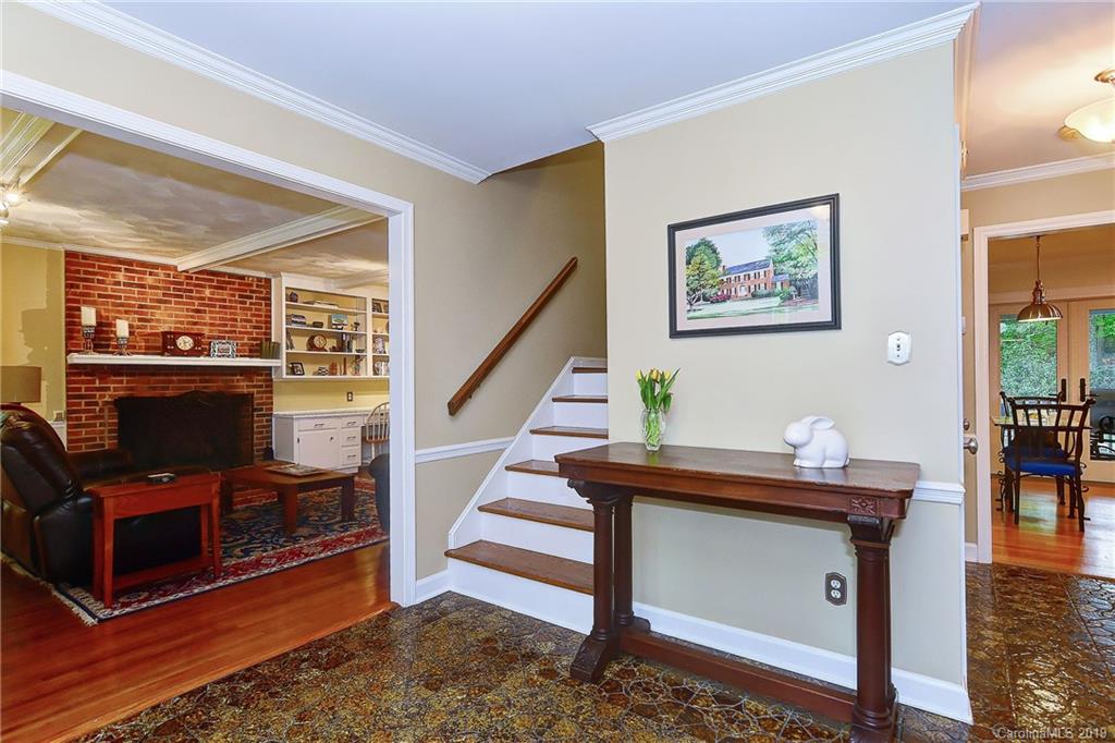 4118 Chevington Road Charlotte, NC 28226 - Photo 6 of 48 Gallery Image 6