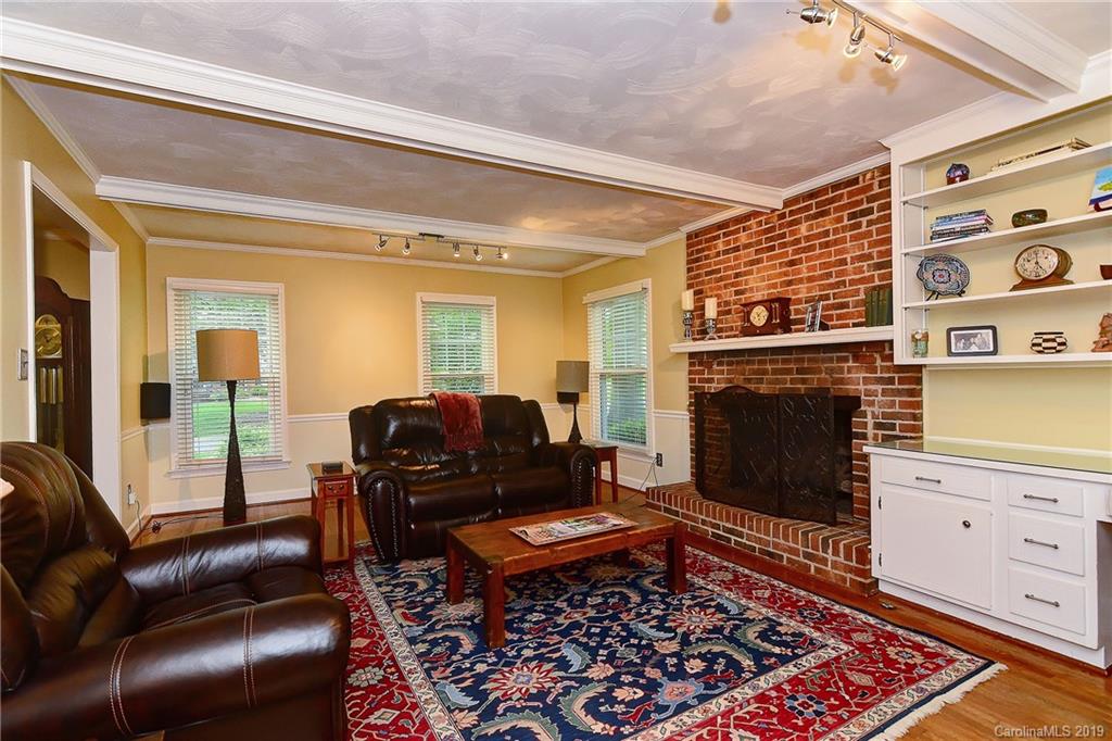 4118 Chevington Road Charlotte, NC 28226 - Photo 9 of 48 Gallery Image 9