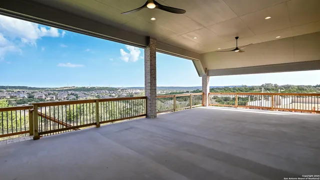 $851,900 | 31156 Clover Pass, Bulverde, TX 78163