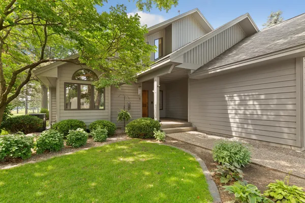 $599,900 | 24 Green Haven Bay, Faribault, MN 55021