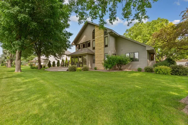 $599,900 | 24 Green Haven Bay, Faribault, MN 55021